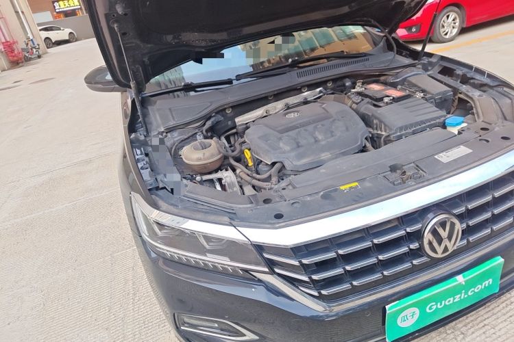 Used Volkswagen Passat 2019 330TSI Luxury Edition China VI Standard Engine Bay Right