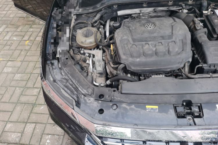 Used Volkswagen Passat 2019 330TSI Luxury Edition China VI Standard Engine Bay Right