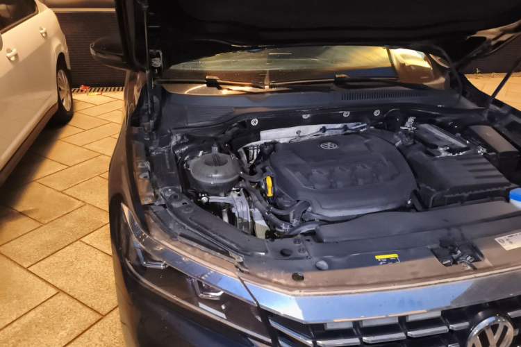 Used Volkswagen Passat 2019 330TSI Elite Edition China V Standard Engine Bay Right
