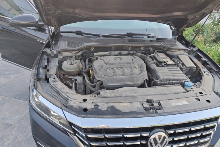 Used Volkswagen Passat 2019 330TSI Luxury Edition China VI Standard Engine Bay Right