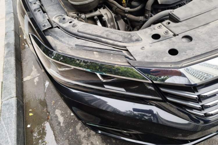 Used Volkswagen Passat 2019 330TSI Elite Edition China V Standard Engine Bay Right