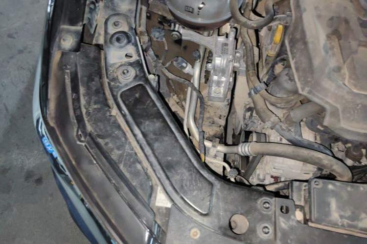 Used Volkswagen Passat 2019 330TSI Elite Edition China V Standard Engine Bay Right