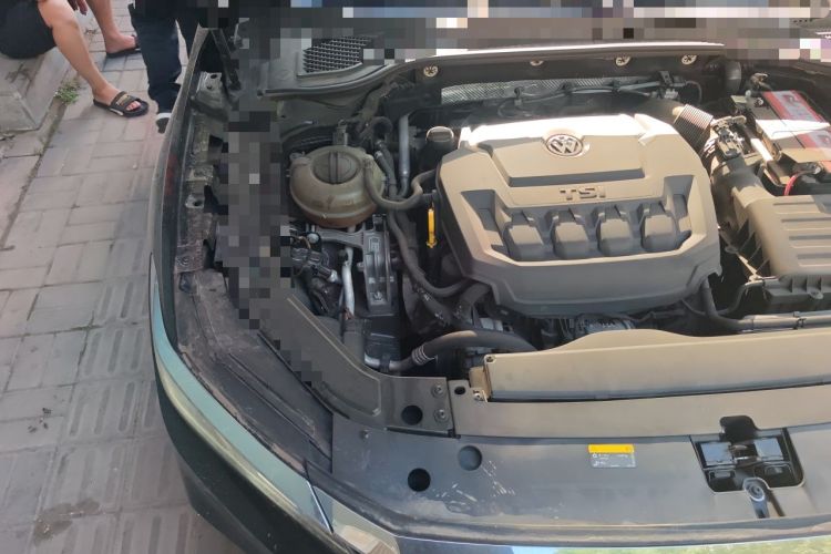 Used Volkswagen Passat 2019 330TSI Luxury Edition China VI Standard Engine Bay Right