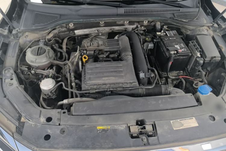 Used Volkswagen Passat 2019 280TSI Business Edition China VI Engine Bay
