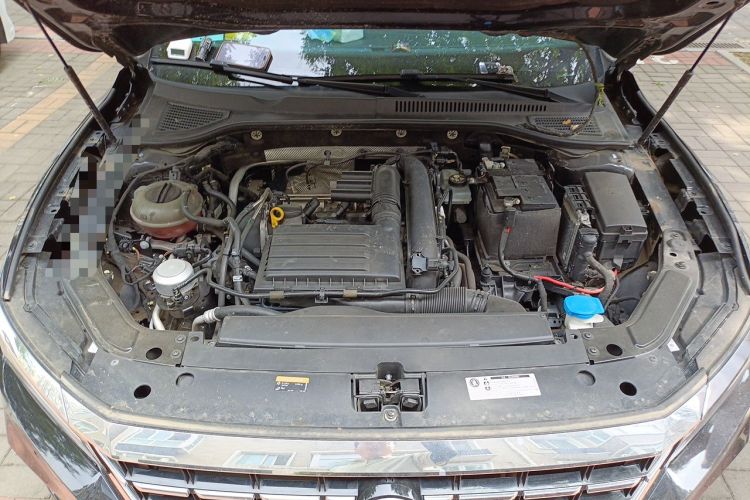 Used Volkswagen Passat 2019 280TSI Elite Edition China VI Standard Engine Bay