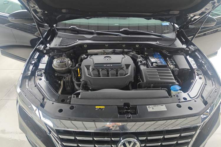Used Volkswagen Passat 2019 330TSI Elite Edition China V Standard Engine Bay