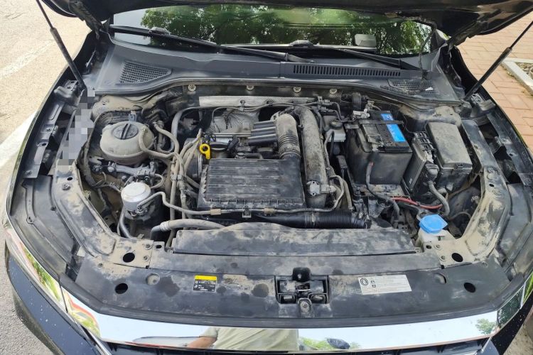 Used Volkswagen Passat 2019 280TSI Business Edition China VI Engine Bay