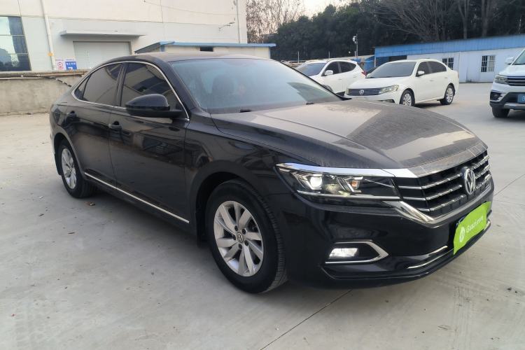 Used Volkswagen Passat 2019 330TSI Elite Edition China VI Exterior 1