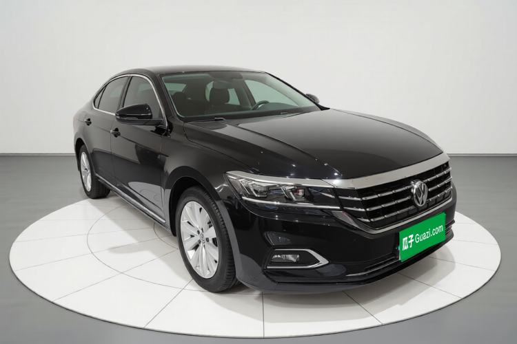 Used Volkswagen Passat 2019 330TSI Elite Edition China VI Exterior 1