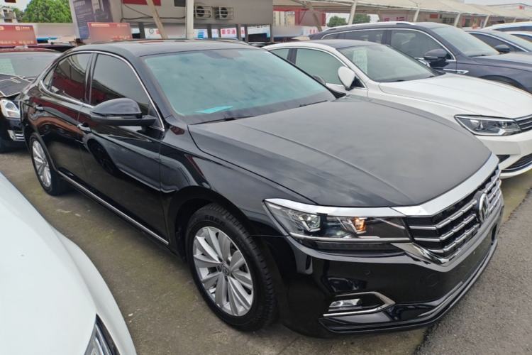 Used Volkswagen Passat 2019 330TSI Elite Edition China VI Exterior 1