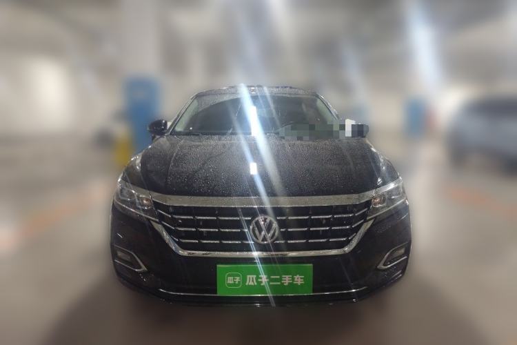 Used Volkswagen Passat 2019 330TSI Elite Edition China VI Exterior 1