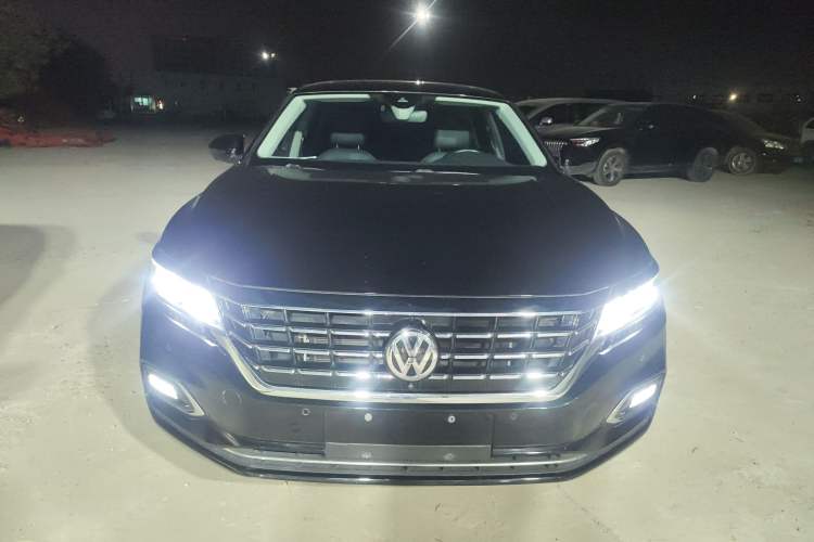 Used Volkswagen Passat 2019 380TSI Prestige Edition China VI Standard Exterior 1