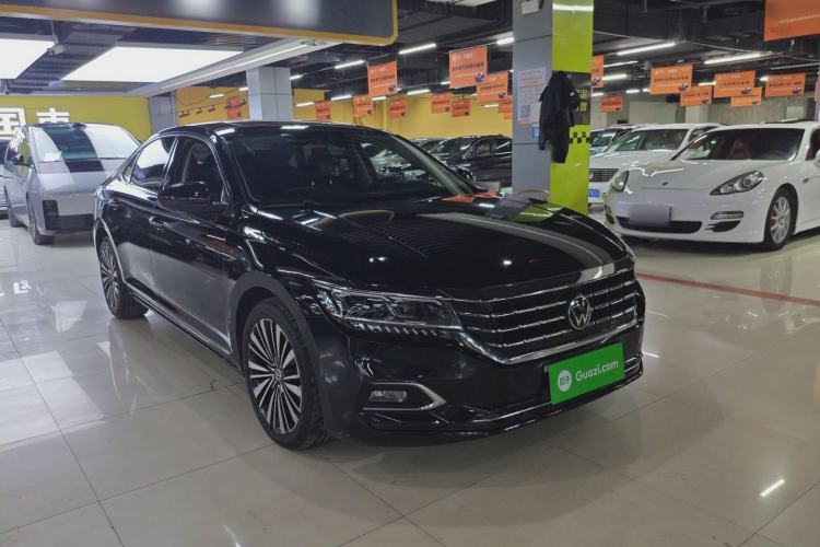 Used Volkswagen Passat 2019 330TSI Luxury Edition China VI Standard Exterior 1