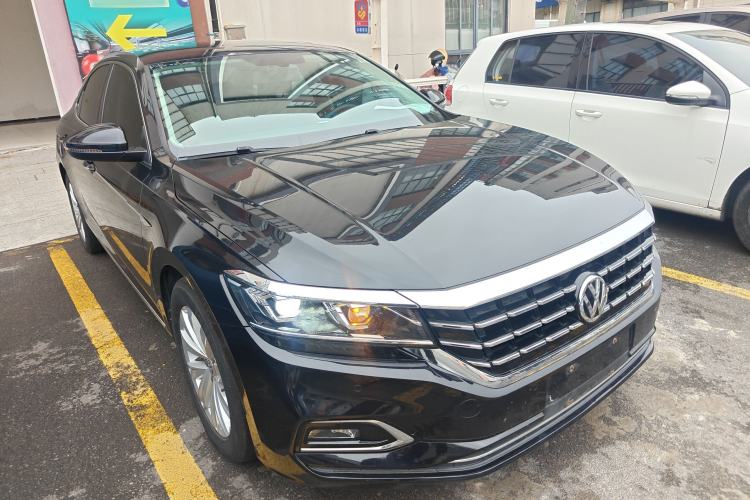 Used Volkswagen Passat 2019 330TSI Elite Edition China VI Exterior 1