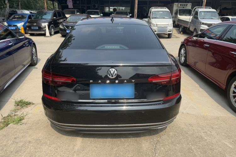 Used Volkswagen Passat 2019 330TSI Luxury Edition China VI Standard Exterior 1