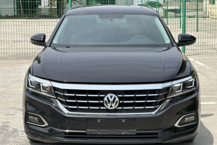 Used Volkswagen Passat 2019 280TSI Business Edition China VI Exterior 1
