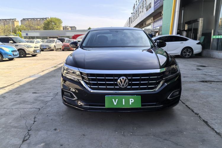 Used Volkswagen Passat 2019 330TSI Luxury Edition China VI Standard Exterior 1