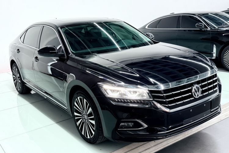 Used Volkswagen Passat 2019 330TSI Luxury Edition China VI Standard Exterior 1