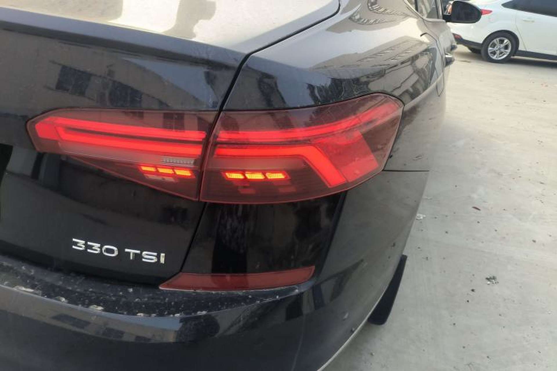 Used Volkswagen Passat 2019 330TSI Elite Edition China VI Exterior 2