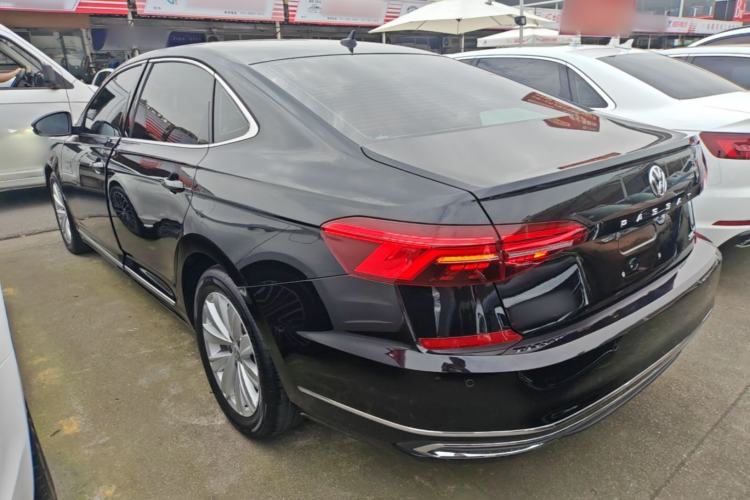 Used Volkswagen Passat 2019 330TSI Elite Edition China VI Exterior 2