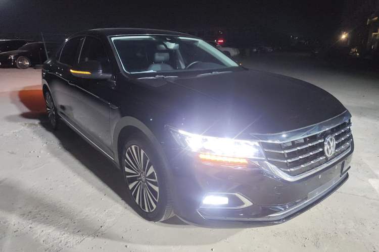 Used Volkswagen Passat 2019 380TSI Prestige Edition China VI Standard Exterior 2