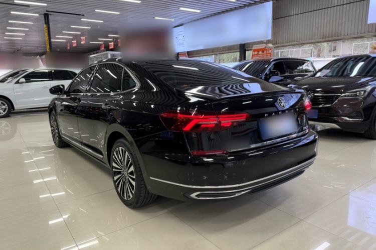 Used Volkswagen Passat 2019 330TSI Prestige Edition China V Standard Exterior 2