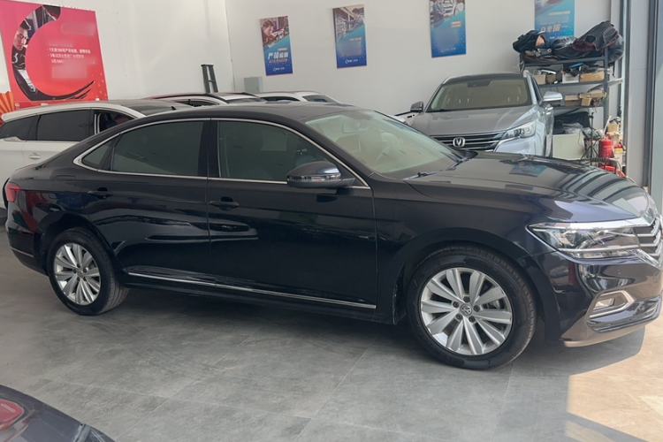 Used Volkswagen Passat 2019 330TSI Elite Edition China VI Exterior 2