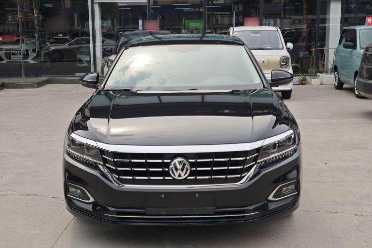 Used Volkswagen Passat 2019 330TSI Luxury Edition China VI Standard Exterior 2