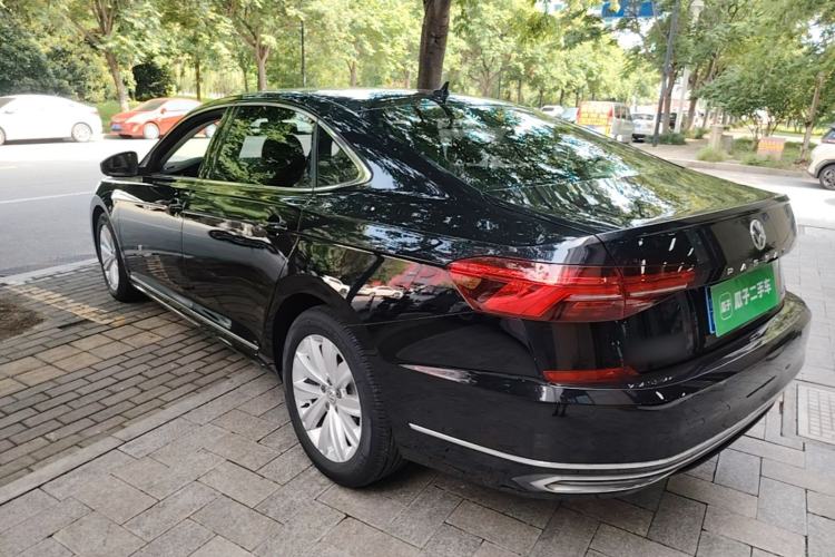 Used Volkswagen Passat 2019 330TSI Elite Edition China VI Exterior 2