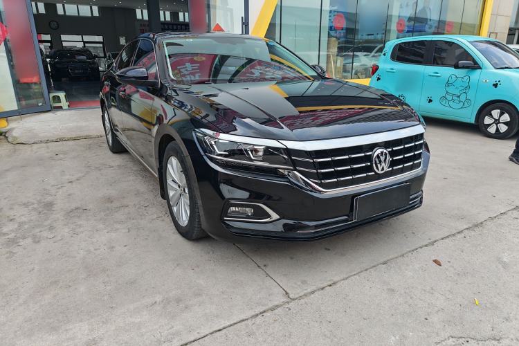 Used Volkswagen Passat 2019 330TSI Elite Edition China VI Exterior 2