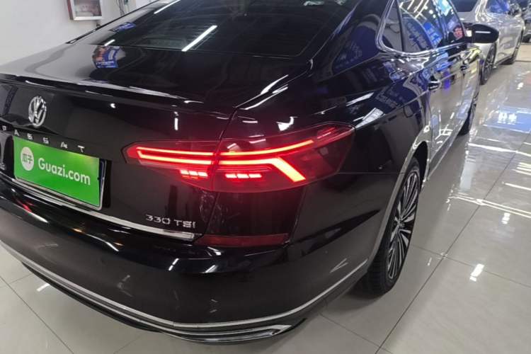Used Volkswagen Passat 2019 330TSI Luxury Edition China VI Standard Exterior 3