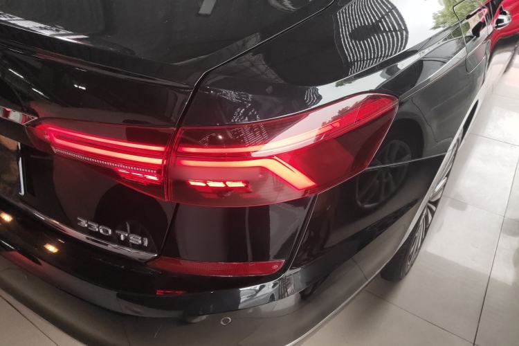 Used Volkswagen Passat 2019 330TSI Luxury Edition China VI Standard Exterior 3