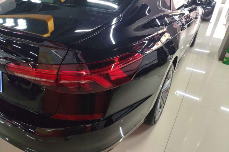 Used Volkswagen Passat 2019 380TSI Luxury Edition China VI Standard Exterior 3