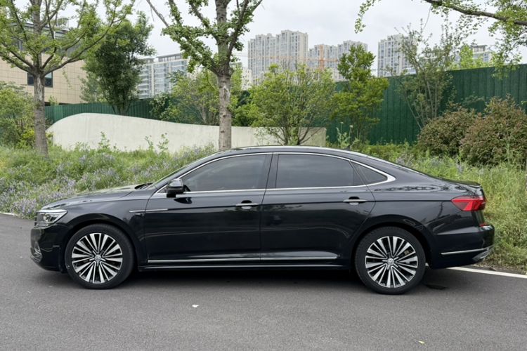 Used Volkswagen Passat 2019 380TSI Luxury Edition China VI Standard Exterior 3