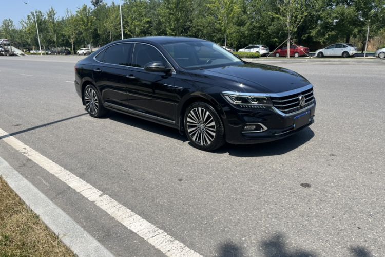 Used Volkswagen Passat 2019 380TSI Prestige Edition China VI Standard Exterior 3