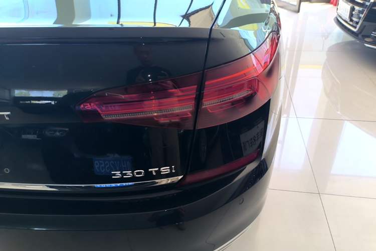 Used Volkswagen Passat 2019 330TSI Luxury Edition China VI Standard Exterior 3