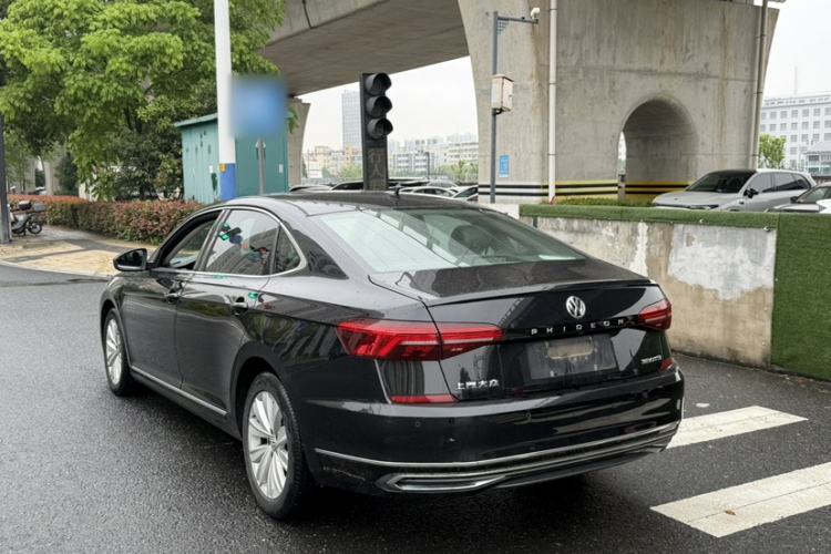 Used Volkswagen Passat 2019 330TSI Elite Edition China VI Exterior 3