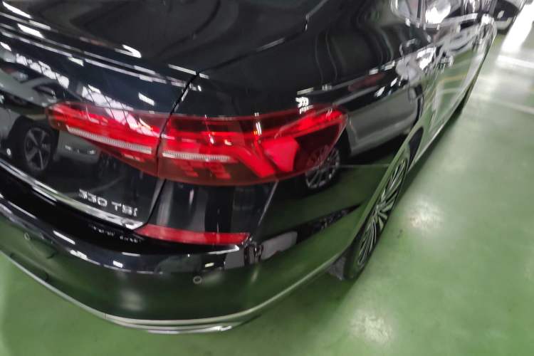 Used Volkswagen Passat 2019 330TSI Luxury Edition China V Standard Exterior 3