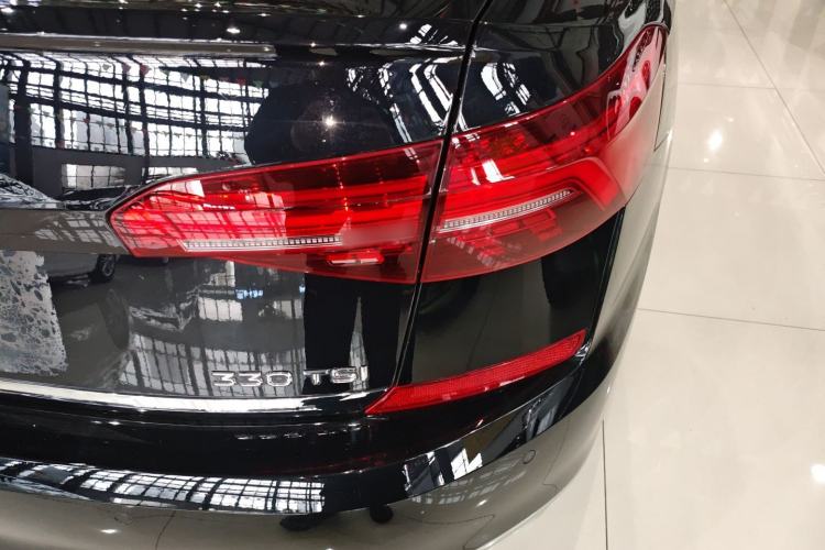 Used Volkswagen Passat 2019 330TSI Luxury Edition China VI Standard Exterior 3