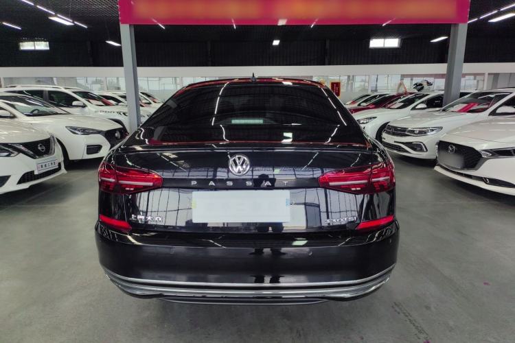 Used Volkswagen Passat 2019 280TSI Business Edition China VI Exterior 4