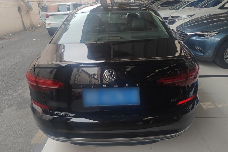Used Volkswagen Passat 2019 280TSI Business Edition China VI Exterior 4