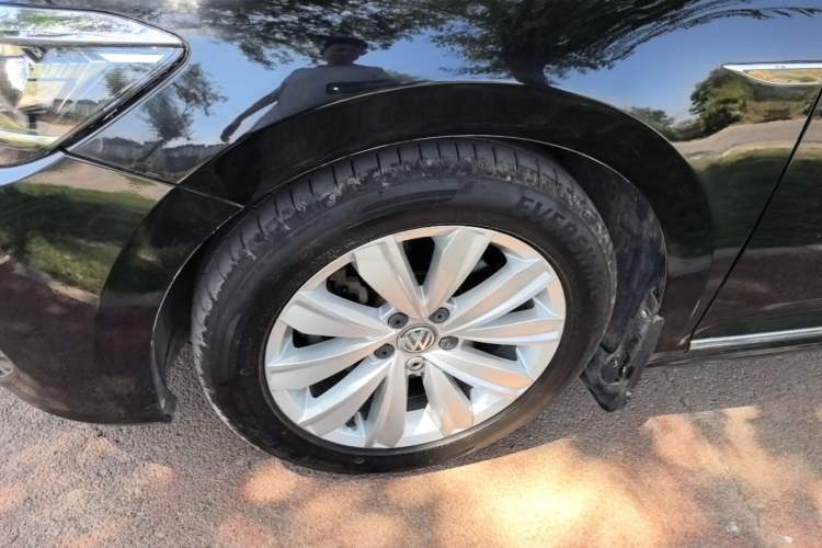 Used Volkswagen Passat 2019 330TSI Elite Edition China VI Exterior 4