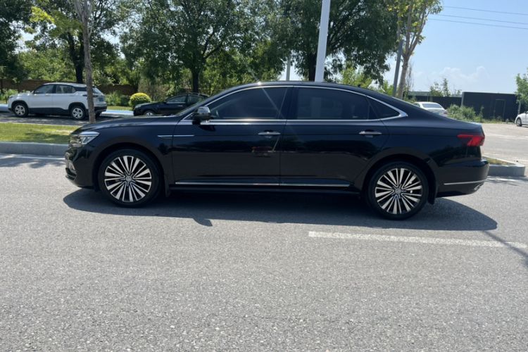 Used Volkswagen Passat 2019 380TSI Prestige Edition China VI Standard Exterior 4