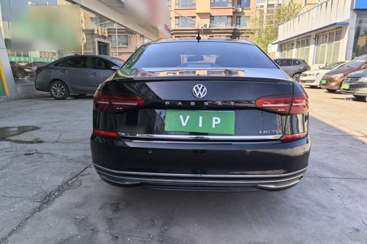 Used Volkswagen Passat 2019 330TSI Luxury Edition China VI Standard Exterior 4