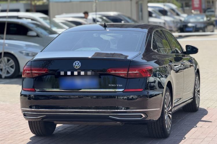 Used Volkswagen Passat 2019 330TSI Luxury Edition China V Standard Exterior 4