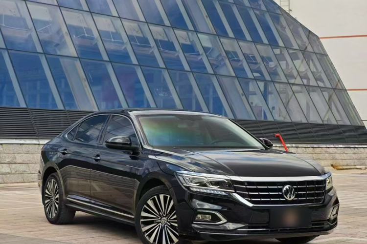 Used Volkswagen Passat 2019 330TSI Luxury Edition China VI Standard Exterior 4