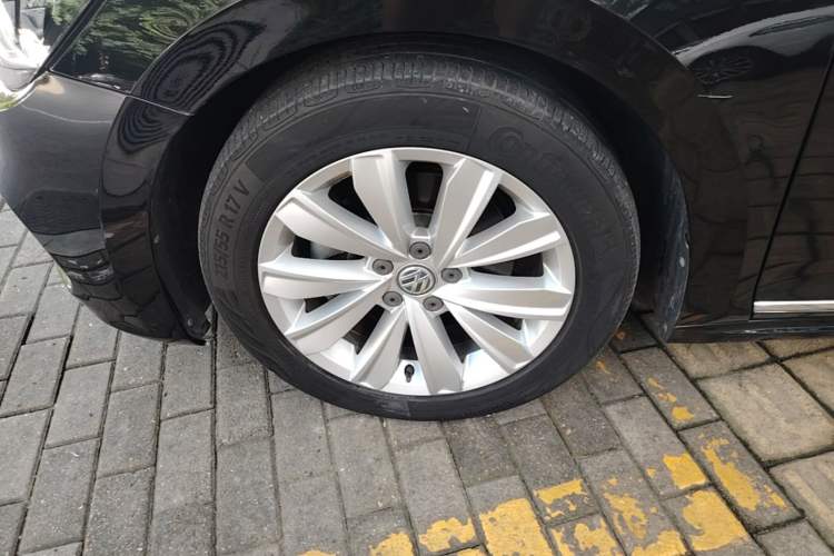 Used Volkswagen Passat 2019 330TSI Elite Edition China VI Exterior 4