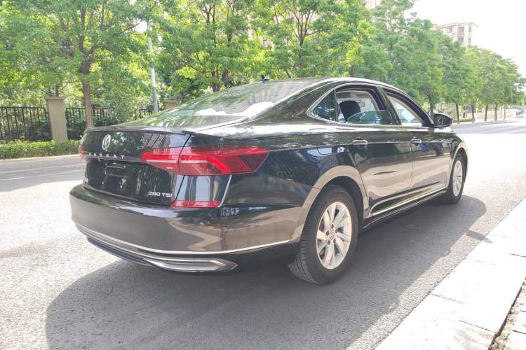Used Volkswagen Passat 2019 280TSI Business Edition China VI Exterior 4