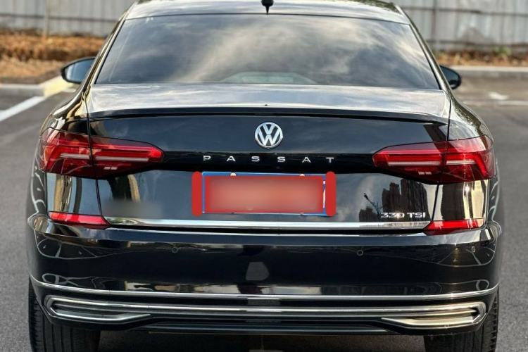 Used Volkswagen Passat 2019 330TSI Luxury Edition China VI Standard Exterior 4
