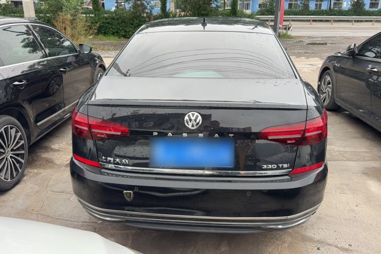 Used Volkswagen Passat 2019 330TSI Luxury Edition China V Standard Exterior 4